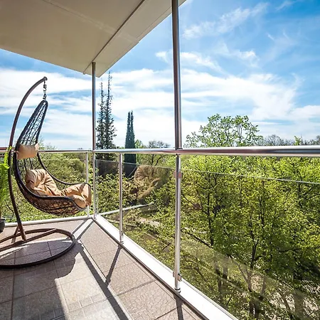 Tiana Lux 2 Apartamento Hisarya