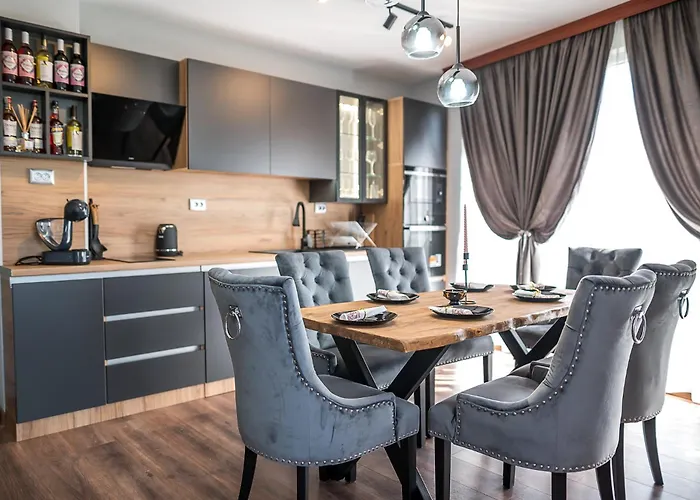 Tiana Lux 2 * Hisarya