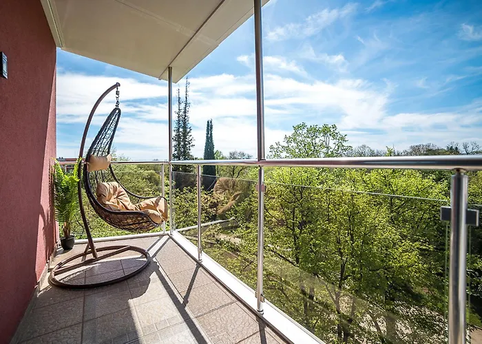 Tiana Lux 2 Apartment Hisarya